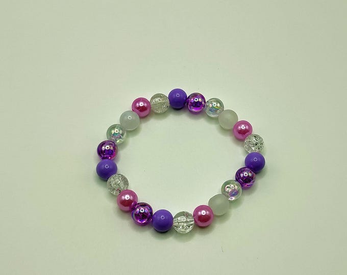 Purple, Pink And White Beaded Bracelet.