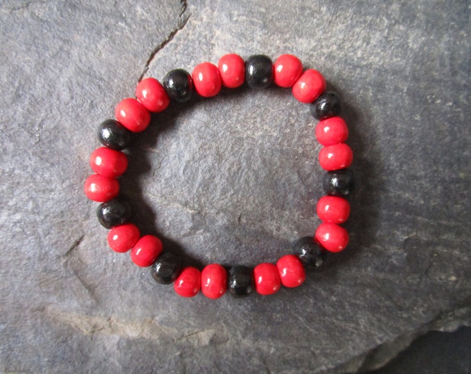 Red & Black Wooden Unisex Bead Bracelet