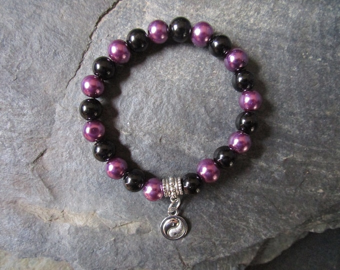Purple and Black Glass Pearl Bead Bracelet With Silver Yin Yang Charm