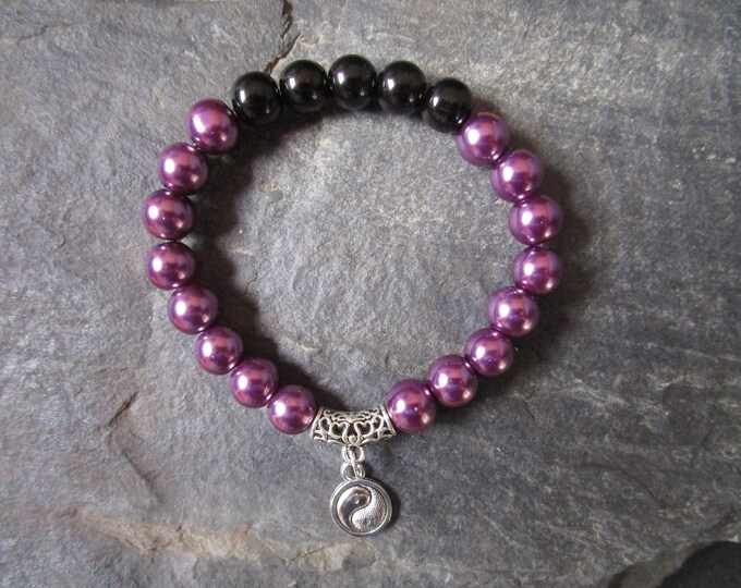 Purple and Black Glass Pearl Bead Bracelet With Silver Yin Yang Charm
