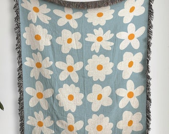 Daisies Woven Blanket, Daisy Woven Blanket, April Birth Flower Blanket, Botanical Blanket, Floral Tapestry, Spring Blanket, Nursery Decor
