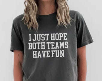 J'espère que les deux équipes s'amuseront ! Crop top, Crop top football, Crop top jour de match, Débardeur basketball, Crop top Go Sports, Articles de sport humoristiques