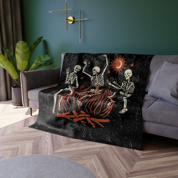 Dancing Skeletons, Skeleton Blanket, Spooky Blanket, Fall Blankets, Witchy Blanket, Goth Girl Gifts, Witch Aesthetic Room Decor, Halloween