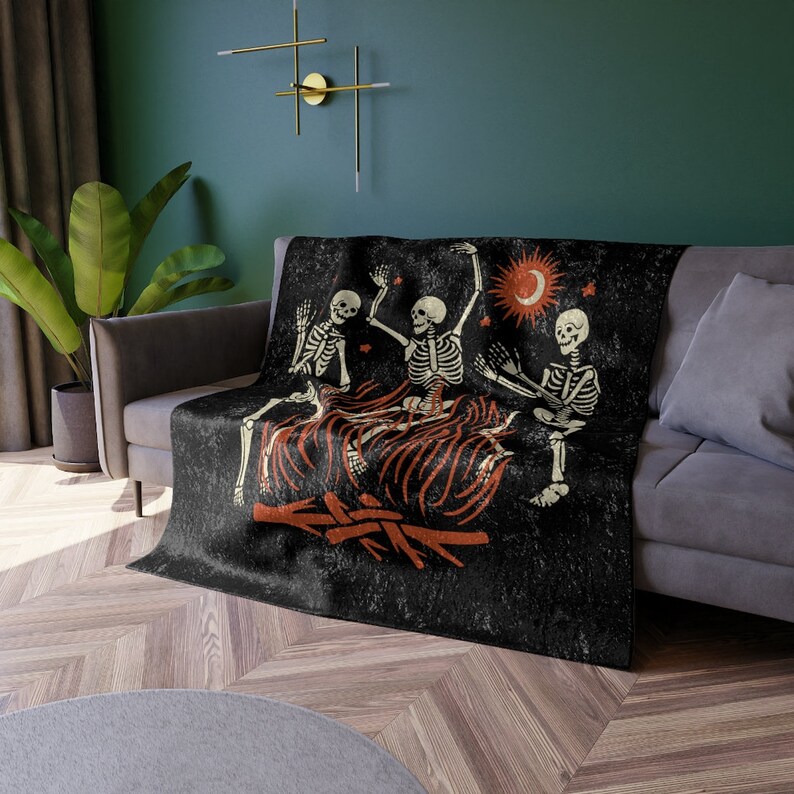 Esqueletos danzantes, Manta esqueleto, Manta espeluznante, Mantas de otoño, Manta bruja, Regalos de chicas góticas, Decoración estética de la habitación de brujas, Halloween imagen 1