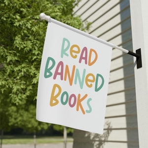 Read Banned Books, Banned Books Garden Flag, Reading Garden Flag, Bookish Home Decor, Book Lover Yard Flags, Read House Banner, Literature