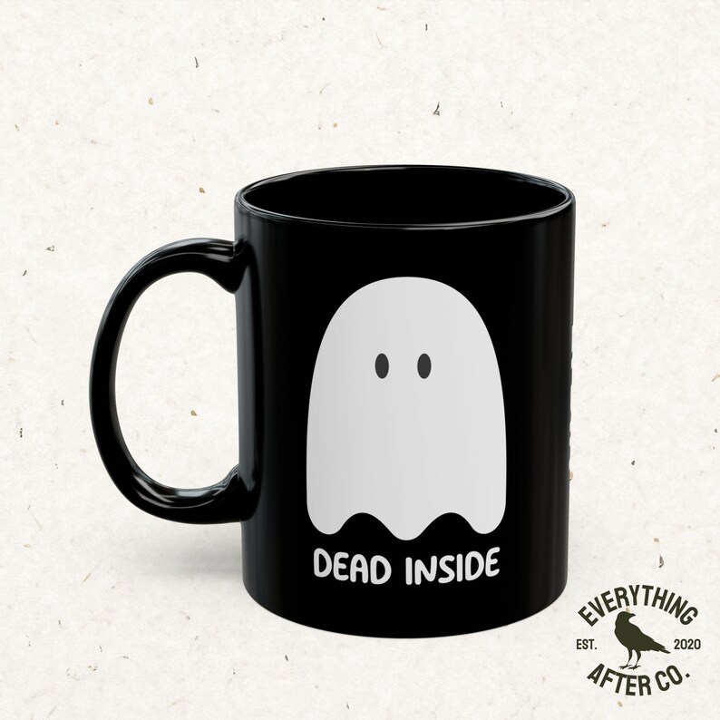 Taza "Muerto por dentro", taza de café fantasma, taza divertida de Halloween, taza de humor negro, taza de nihilismo, tazas de temporada espeluznante, taza de otoño, tazas de café emo 11oz