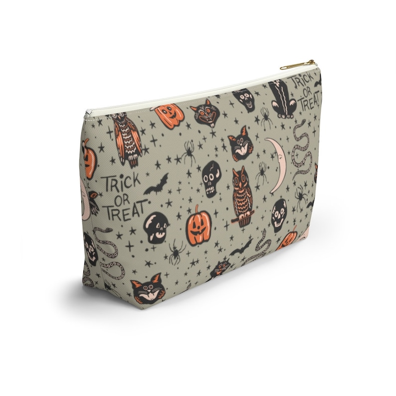 Retro Halloween Bag, Halloween Doodles Makeup Bag, Spooky Bag, Fall Season Pouch, Halloween Makeup Bag, Horror Cosmetic Bag, Goth Girl Gifts image 6