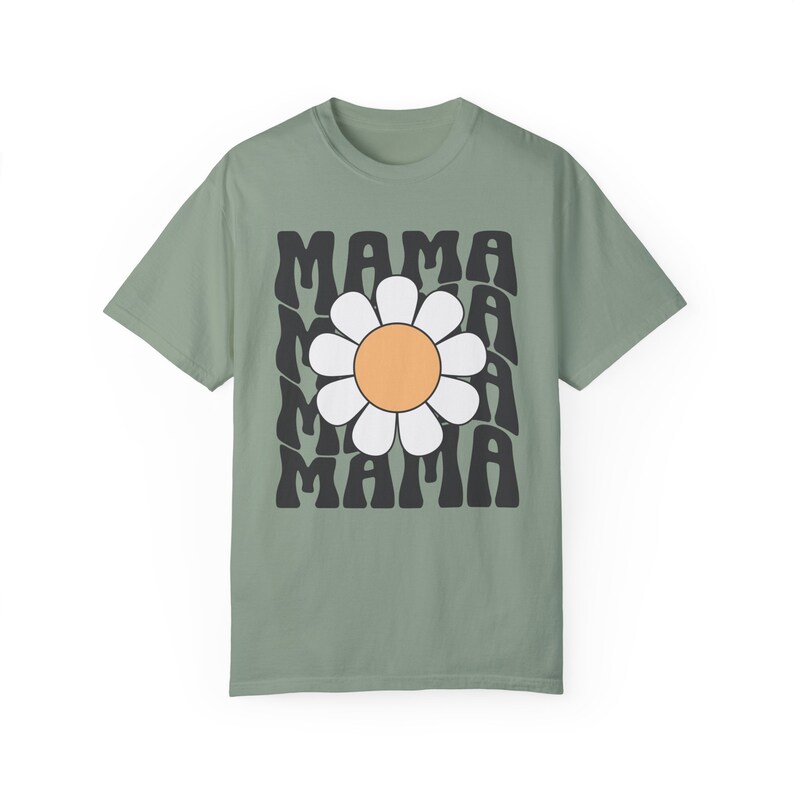 Chemise Comfort Colors®, chemise maman Comfort Colors, chemise maman marguerite, t-shirts maman à fleurs, chemises maman rétro, chemise maman groovy, cadeau pour la fête des mères Bay