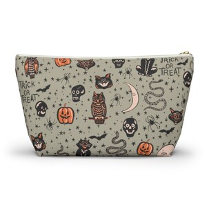 Retro Halloween Bag, Halloween Doodles Makeup Bag, Spooky Bag, Fall Season Pouch, Halloween Makeup Bag, Horror Cosmetic Bag, Goth Girl Gifts image 5