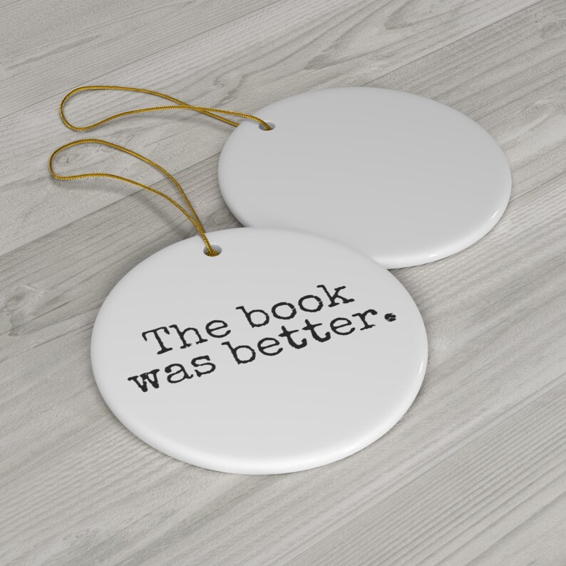 El libro era mejor, adornos literarios, adorno de lectura, adorno de libro divertido, regalo de Navidad para profesor de inglés, adornos de bibliotecario, 2023 imagen 5