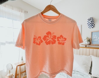 Hibiscus Crop Top, Summer Crop Tops, Hibiscus Flower Boxy Crop,  Hawaii Cropped Tee, Y2K Clothes, Beach Crop Tee, Ocean Vacation Gifts