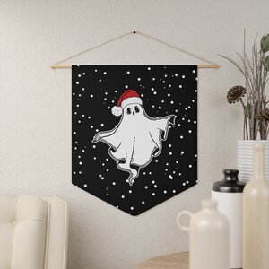 Christmas Ghost, Ghost Wall Decor, Spooky Christmas, Creepmas Pennant, Dark Christmas Wall Hanging, Yule Banner, Goth Christmas Decor immagine 4