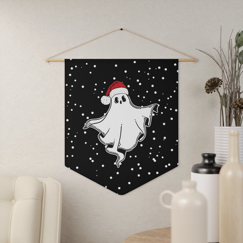 Christmas Ghost, Ghost Wall Decor, Spooky Christmas, Creepmas Pennant, Dark Christmas Wall Hanging, Yule Banner, Goth Christmas Decor immagine 4