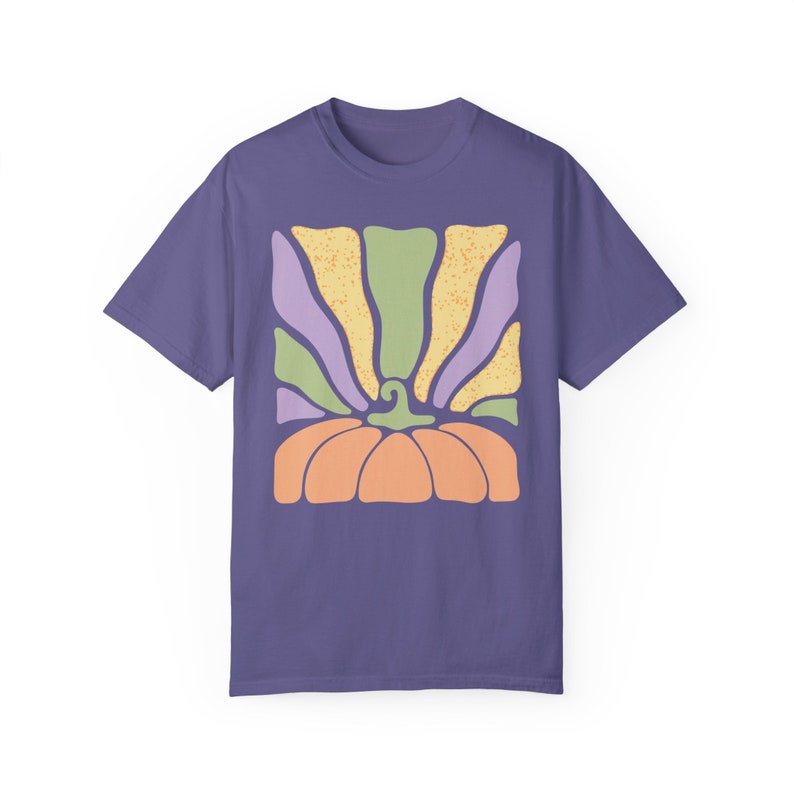 Retro Pumpkin Shirt, Comfort Colors® Shirt, Comfort Colors Pumpkin Shirt, Groovy Halloween Shirt, Autumn Apparel, Pumpkin Patch Shirt, Fall Grape