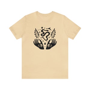Witch Shirt, Mystical Shirt, Witchy Clothing, Fall Apparel, Witchcraft Tees, Moon Child Shirt, Crystal Shirt, Spiritual Shirt, Snake Shirt imagem 6