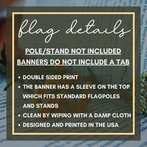 Puede incluir: Un fondo amarillo y marr&oacute;n con un rect&aacute;ngulo blanco que contiene el texto "flag details". El texto debajo del t&iacute;tulo dice "POLE/STAND NOT INCLUDED" y "BANNERS DO NOT INCLUDE A TAB". El texto debajo de eso dice "DOUBLE SIDED PRINT", "THE BANNER HAS A SLEEVE ON THE TOP WHICH FITS STANDARD FLAGPOLES AND STANDS", "CLEAN BY WIPING WITH A DAMP CLOTH", y "DESIGNED AND PRINTED IN THE USA".