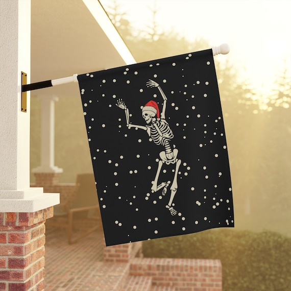 Skeleton Christmas Flag, Winter Garden Flag, Christmas Yard Flag, Gothmas Decor, Spooky Christmas Porch Decor, Creepy Holiday Home Banner