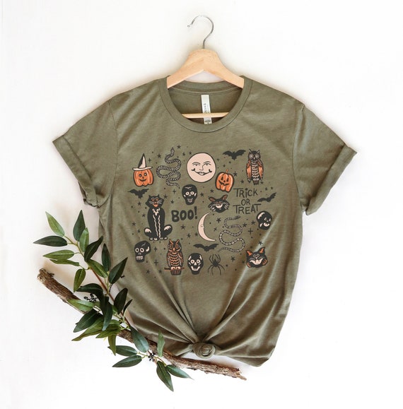 Halloween Doodle Shirt, Retro Halloween Shirt, Witchy Shirt, Fall Clothes, Witch Aesthetic Clothing, Halloween Vintage Shirt, Autumn Apparel