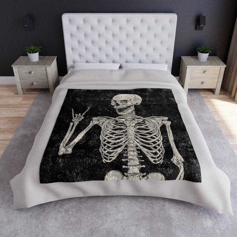 Skeleton Blanket, Halloween Blanket, Witchy Blanket, Retro Halloween Decor, Fall Throw Blanket, Spooky Decor, Skeletons Room, Goth Throw image 5