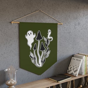 Mushroom Ghost, Halloween Wall Hanging, Ghost Decor, Spooky Wall Decor, Mushroom Wall Art, Fall Home Decorations, Hippie Halloween Pennant