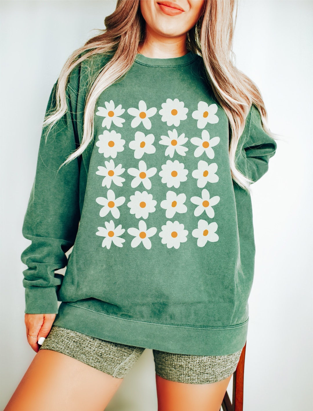 Ladybug Daisy Pattern Print Women's Sweatshirt