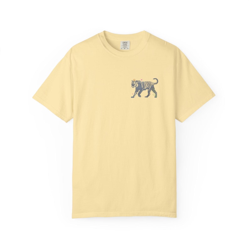 Eat The Rich Shirt, Anti Capitalism Shirt, Anti Billionaire Shirt, Anti Capitalist Tee, Tax The Rich Tiger Shirt, People Over Profit Tshirt imagem 6