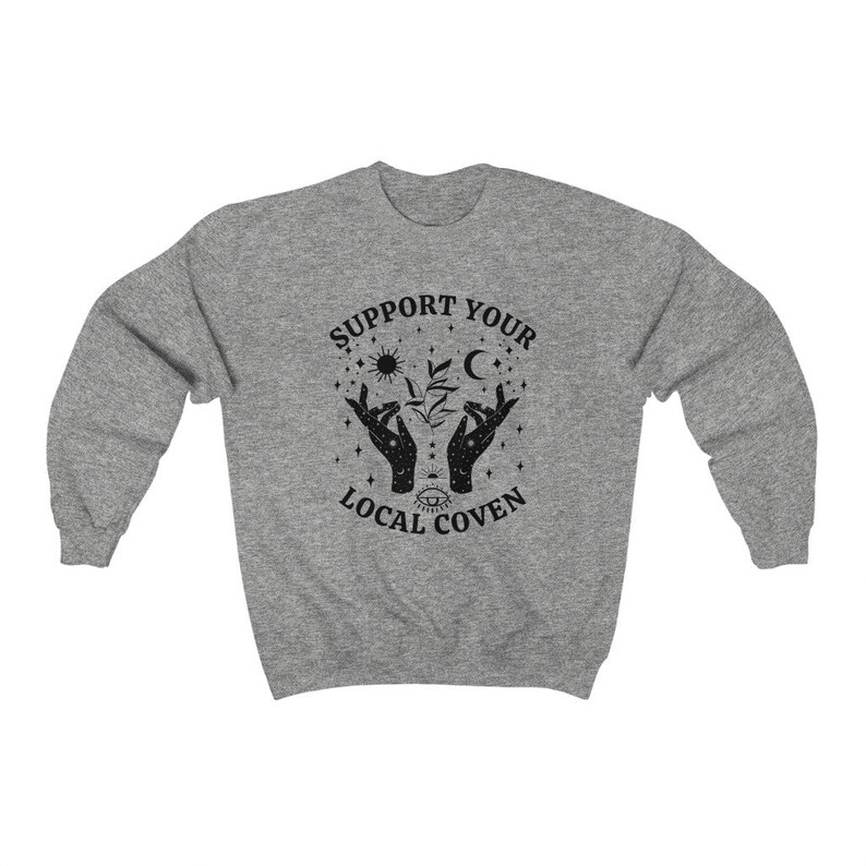 Apoya a tu aquelarre local, Sudadera de bruja, Ropa de bruja, Sudadera de cuello redondo de otoño, Sudadera de brujería, Ropa witchcore, Sudaderas de cuello redondo de Halloween Sport Grey