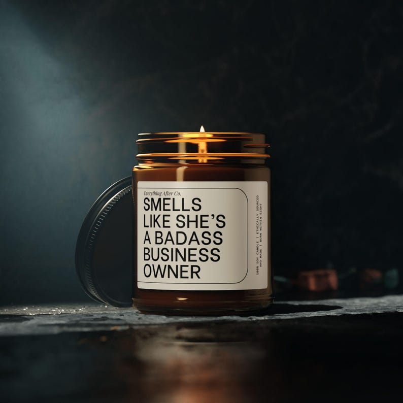 Smells Like She's A Badass Business Owner Candle, New Business Candle, Entrepreneur Gift, Small Business Owner Gifts, Funny Female Boss Gift immagine 4