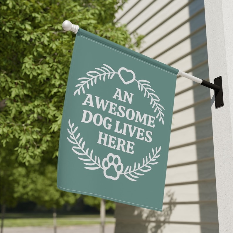An Awesome Dog Lives Here, Dog Garden Flag, Pet Owner Gifts, Dog Porch Decor, Dog Themed Decor, Funny Dog Yard Flags, Dog Lover Banner immagine 5
