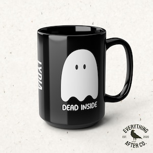 Taza "Muerto por dentro", taza de café fantasma, taza divertida de Halloween, taza de humor negro, taza de nihilismo, tazas de temporada espeluznante, taza de otoño, tazas de café emo imagen 4