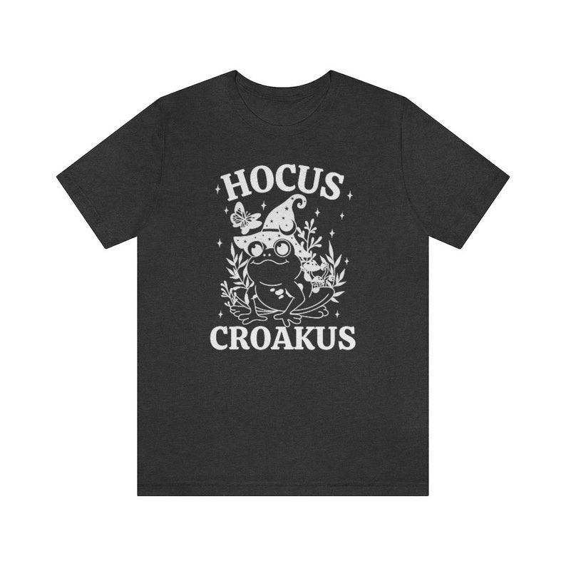Hocus Croakus, Swamp Witch Shirt, Halloween Frog Shirt, Witchy Shirt, Funny Halloween Gifts, Fall Apparel, Goblincore Clothing, Spooky Cute Dark Grey Heather