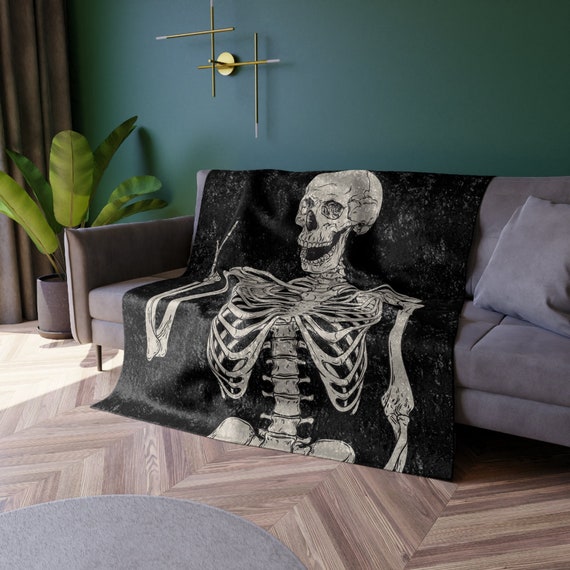 Skeleton Blanket, Halloween Blanket, Witchy Blanket, Retro Halloween Decor, Fall Throw Blanket, Spooky Decor, Skeletons Room, Goth Throw
