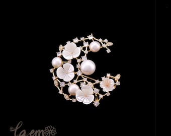 Authentic Pearl Brooch/ Freshwater Pearl Brooch / Gift / Jewelry for special occasions / EG-01