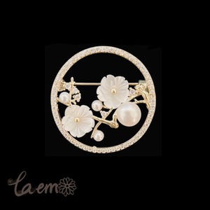 Authentic Pearl Brooch /Freshwater Pearl Brooch /Gifts /Jewelry for Special Occasions /EG-05