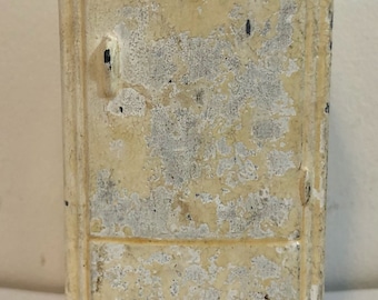 c. 1950&#39;s Nationall Products Co. &quot;Electrolux&quot; Cast Pot Metal Refrigerato Bank As Found, Original Condition