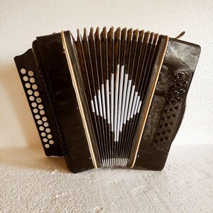 Akkordeon, Akkordeoninstrument, Akkordeonanhänger, Akkordeon Marichka, sowjetisches Akkordeon