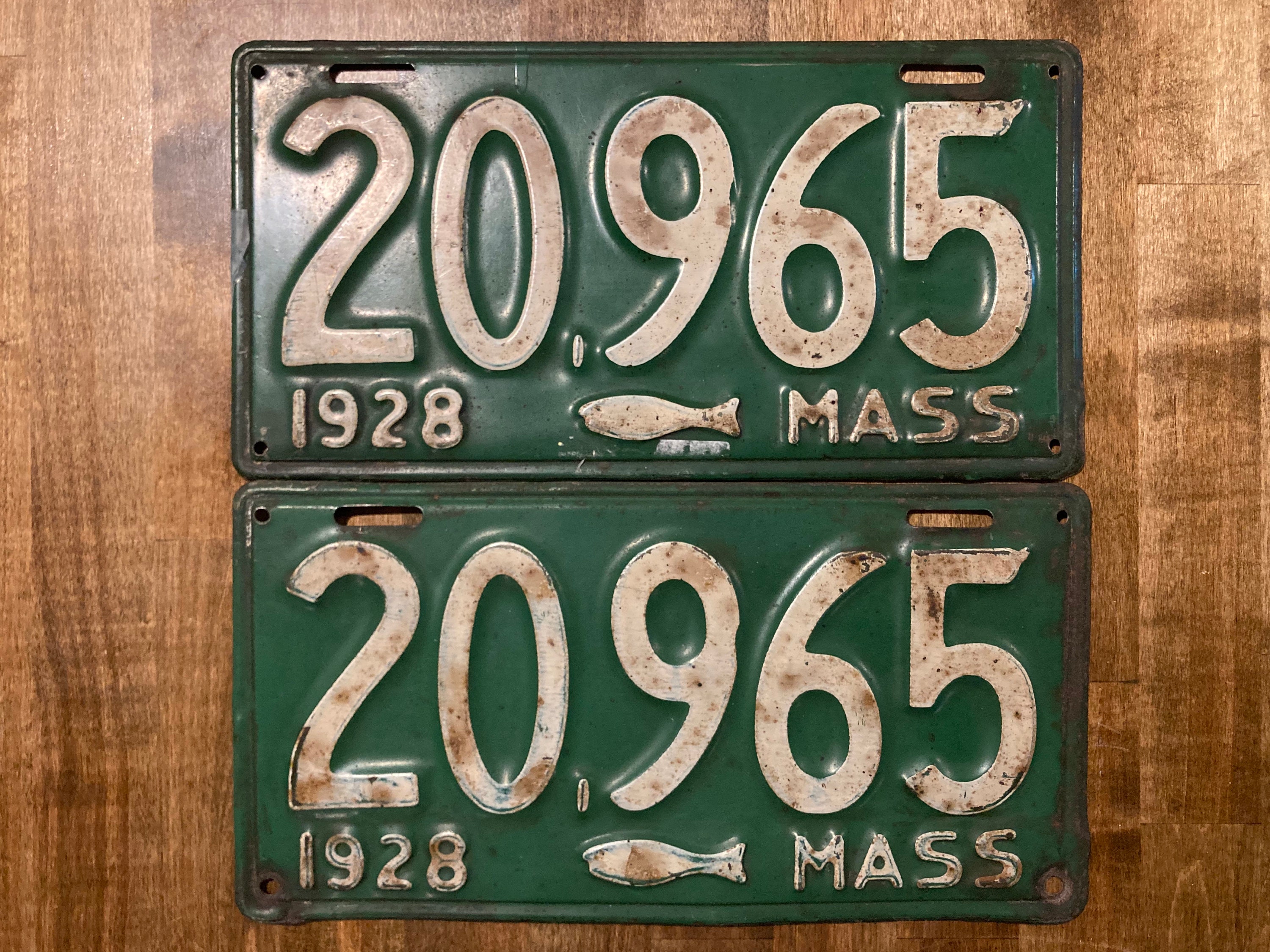 1928 Massachusetts Cod Fish Set - Etsy