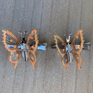 BeeSpring 2PCS Golden Butterfly Hair Clips Moving Wings hairpin decorations