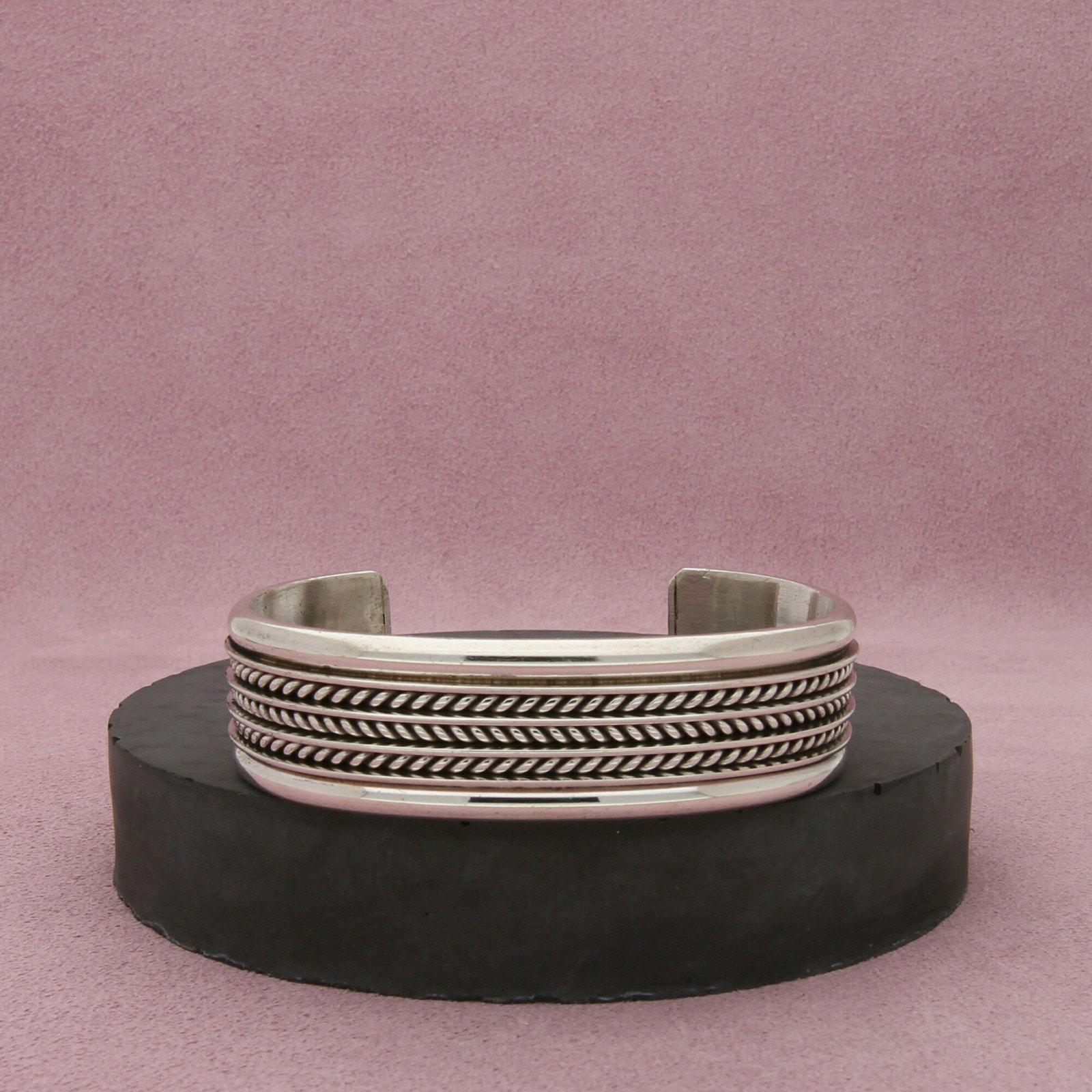 TOM HAWK トムホーク V 1 LINE BANGLE Tom hawk navajo cuff - Gem