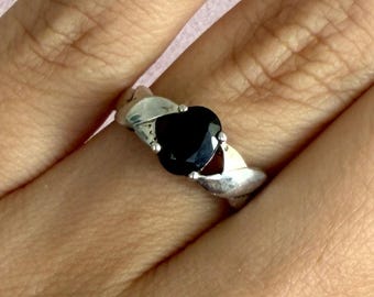 sterling silver oval-cut blue sapphire x ring size 6.75