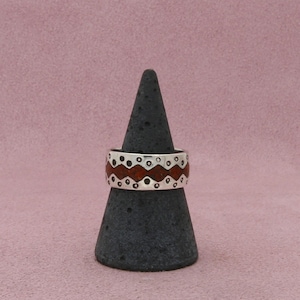 Navajo Silber vintage signierte Korallen-Ring Größe 8,25
