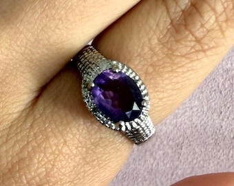 Sterlingzilveren ovaal geslepen paarse amethist ring maat 7