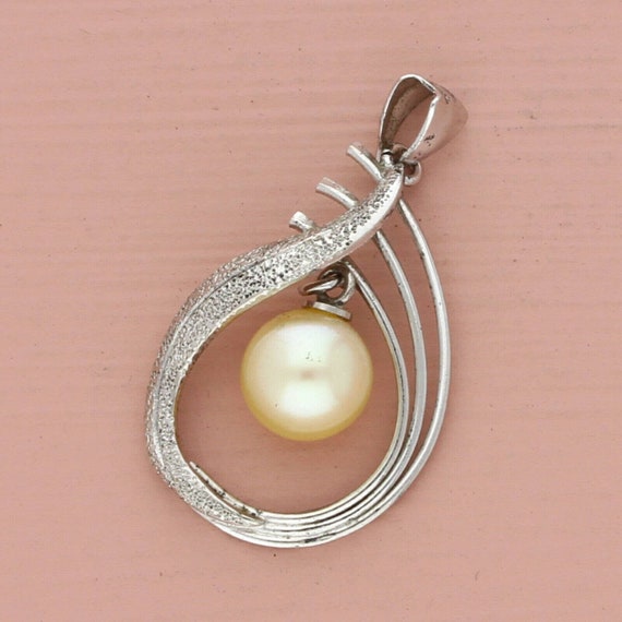 sterling silver vintage 7mm pearl dangle pendant