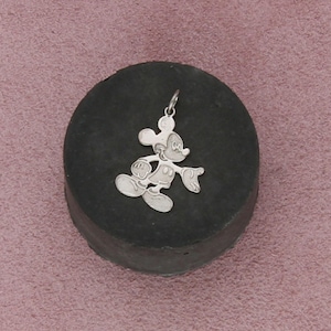 disney sterling silver vintage mickey mouse charm pendant image 1