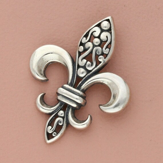 sterling silver scroll fleur-de-lis pendant - image 1