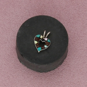 zuni sterling silver vintage turquoise coral mop onyx inlay heart pendant