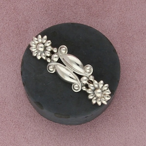 sterling silver vintage floral bar brooch