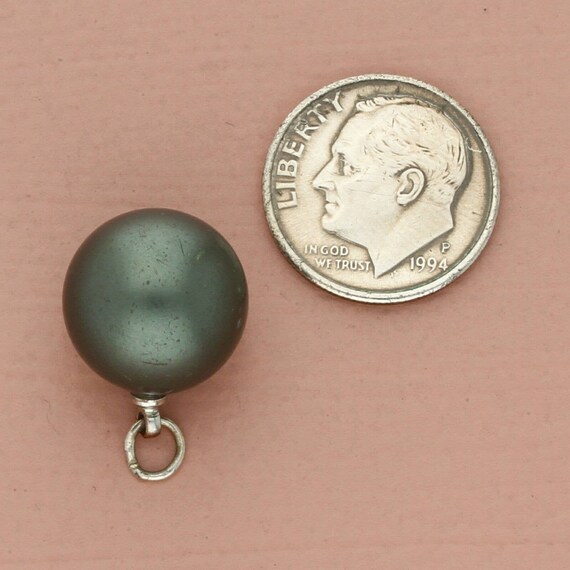 vintage silver plated gray faux pearl pendant - image 2