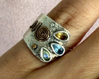 Anillo artesanal de plata de ley con peridoto, topacio y amatista, talla 5.25