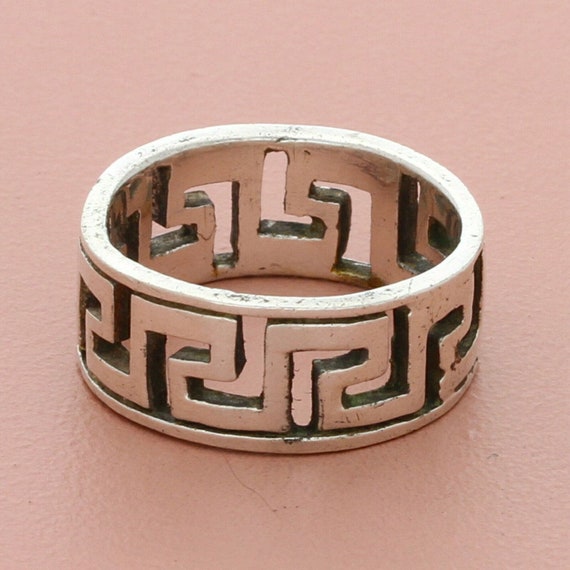 sterling silver 8mm greek key band ring size 7 - image 1